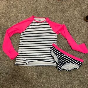 Lands end rash guard and matching bottom for girls